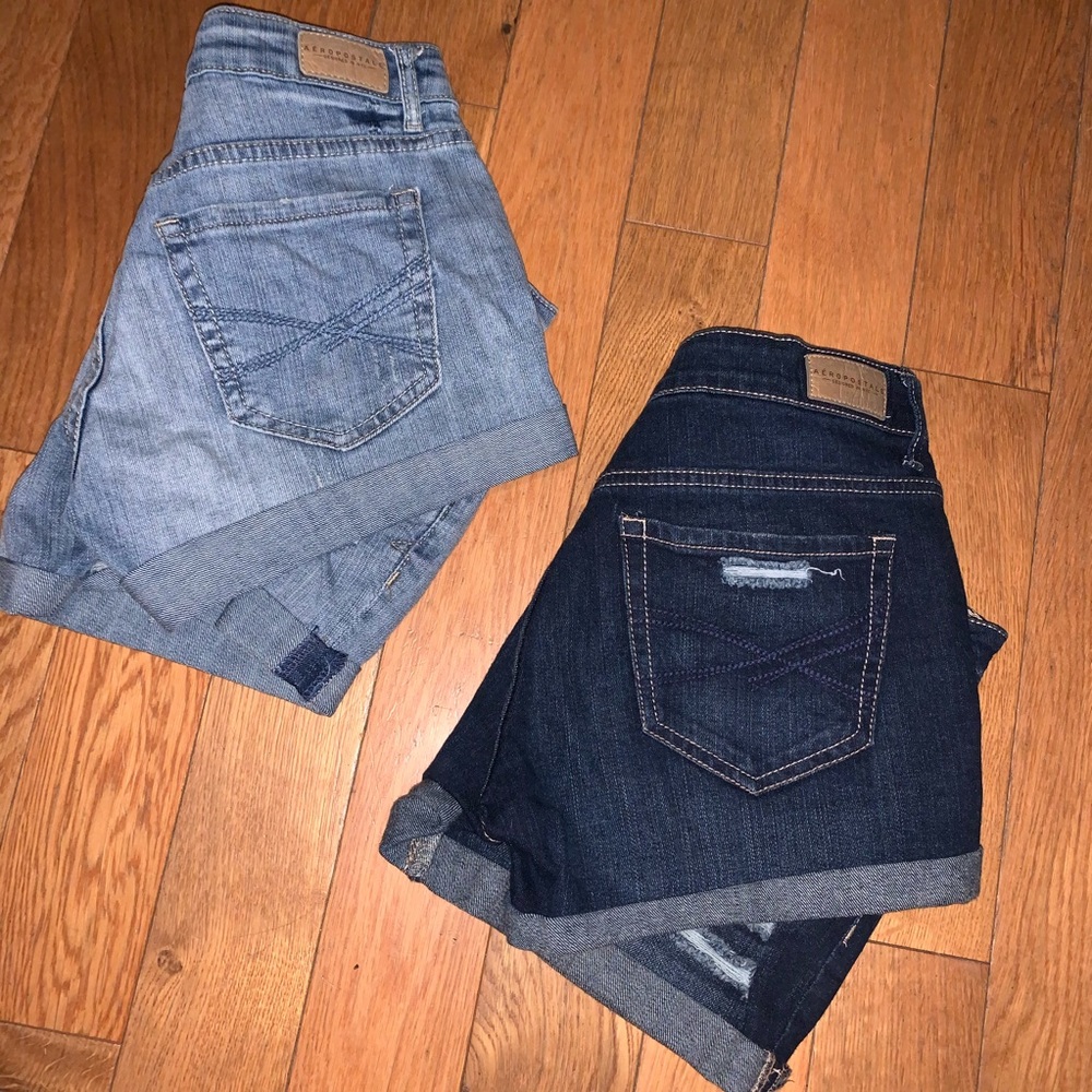 Bundle, size 4 Aeropostale midi shorts